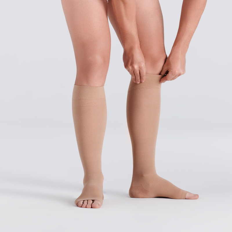 Компрессионные гольфы 3P130 VENOTEKS, 3 класс купить в OrtoMir24